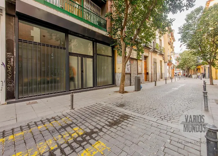 Madrid para 9 en La Latina, Calle Encomienda